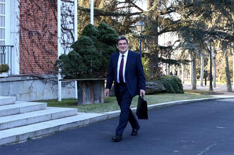 14/01/2020. The Minister for Inclusion, Social Security and Migration, José Luis Escrivá, arrives at the Council of Ministers building